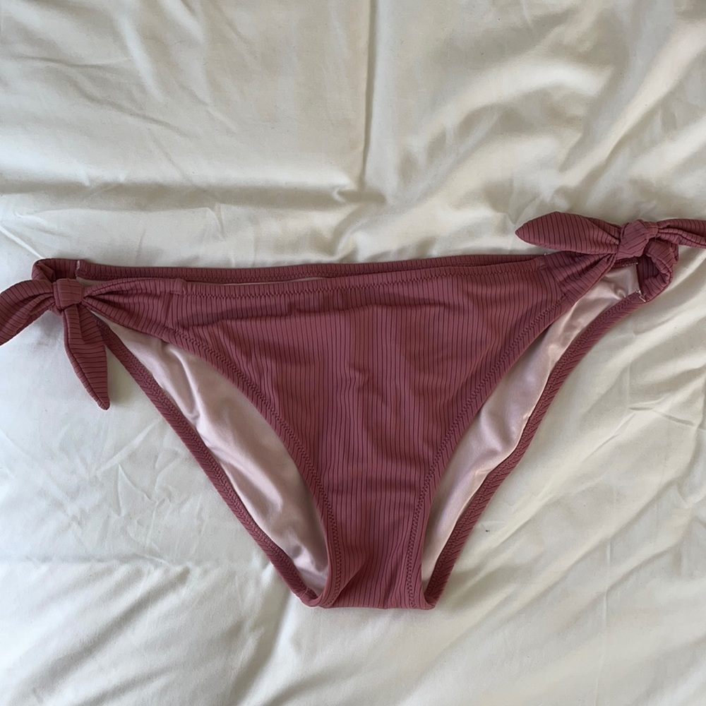 Bikini bottoms